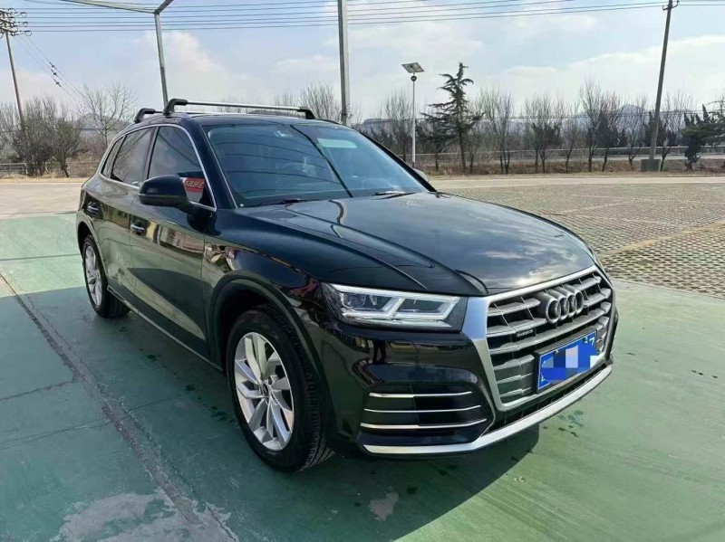 济宁19年奥迪Q52