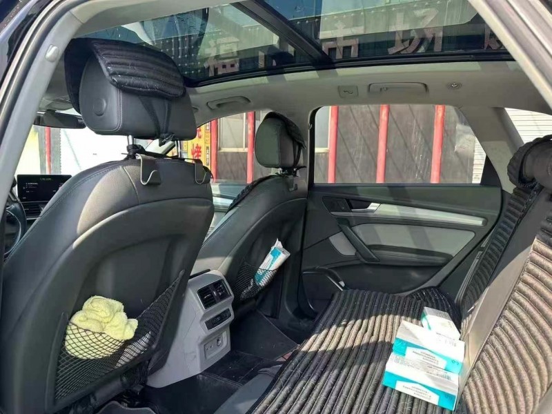 济宁19年奥迪Q56