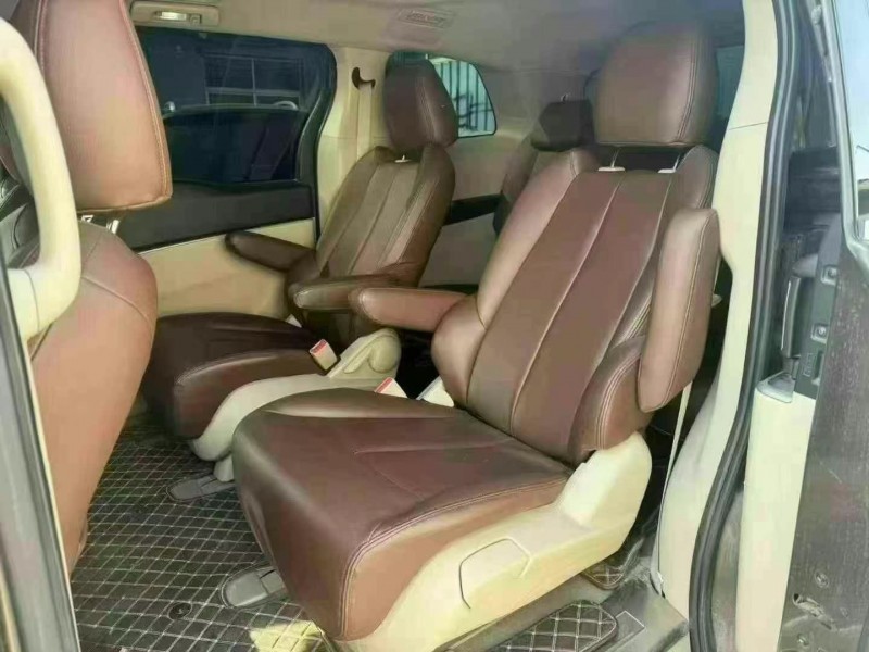 济宁17年别克GL87