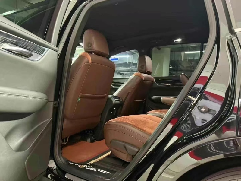 成都22年凱迪拉克XT65