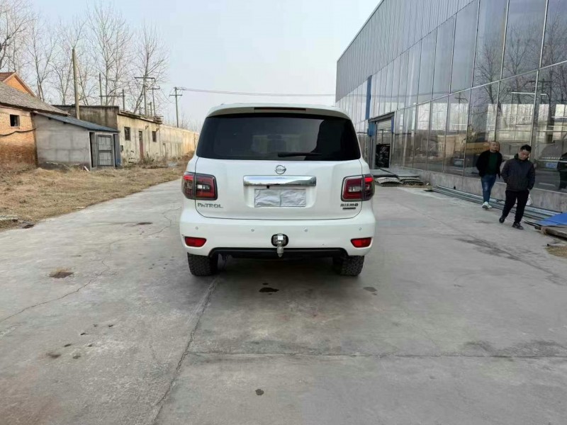 徐州17年日产途乐9