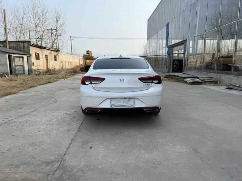 徐州23年别克君威9