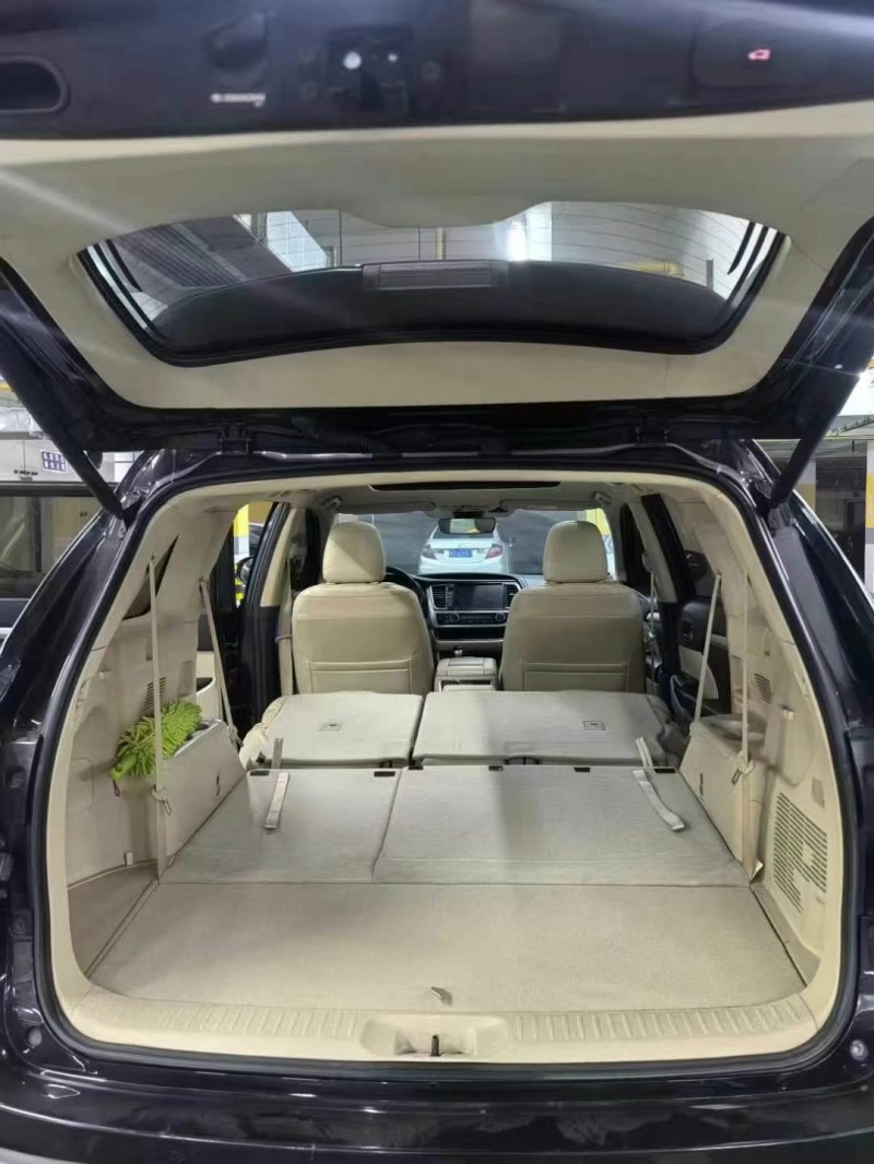 武汉20年丰田汉兰达7