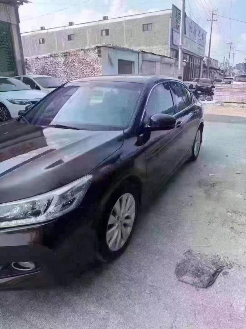 菏泽15年本田雅阁3