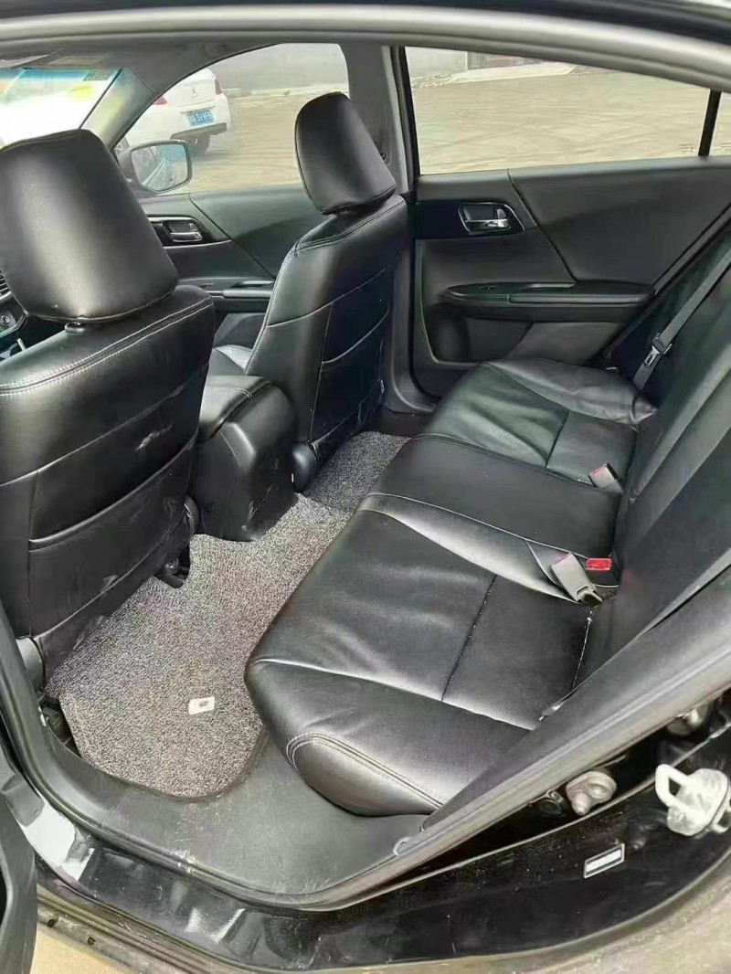 菏泽18年本田雅阁4