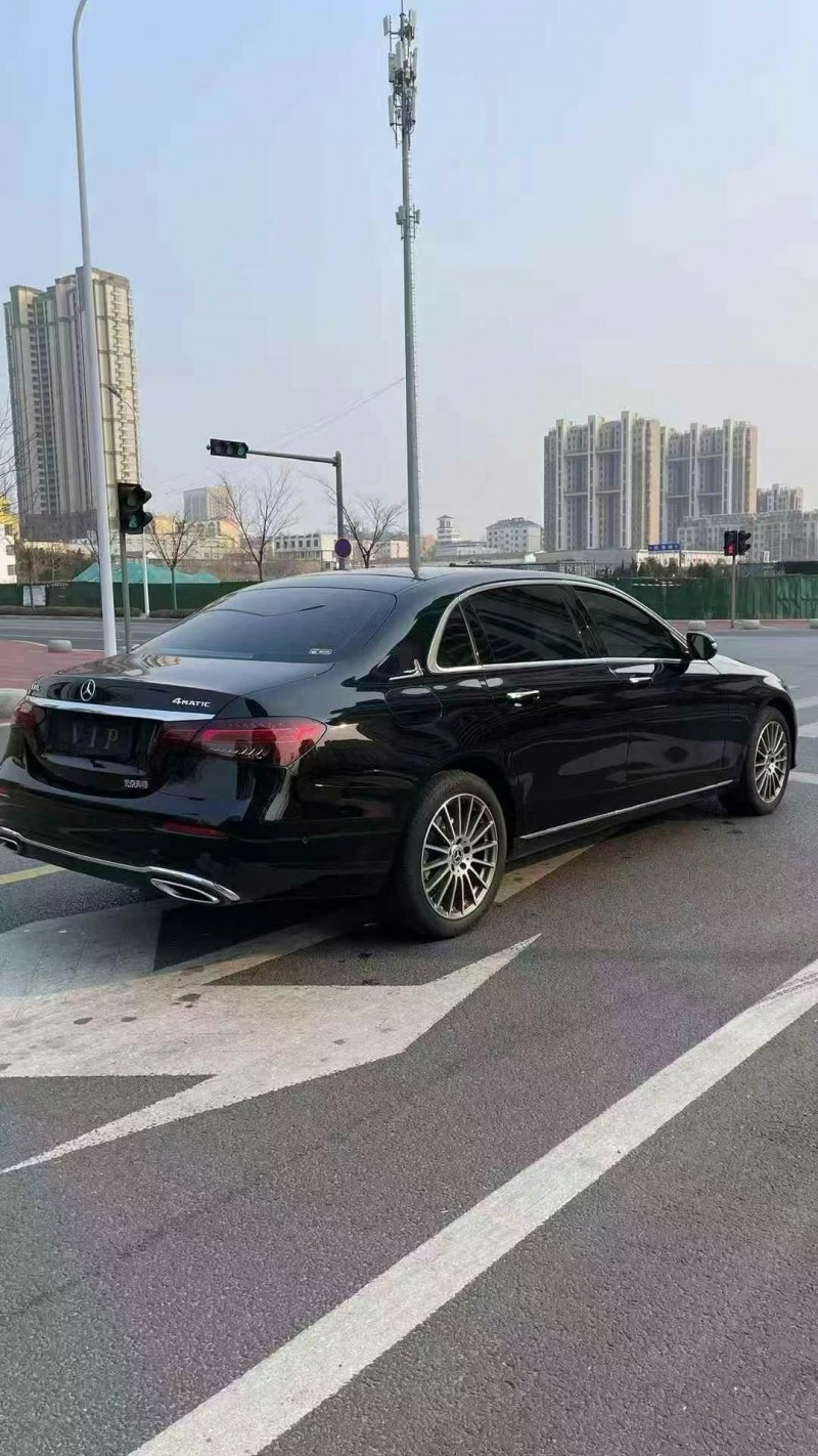 济宁23年奔驰E7