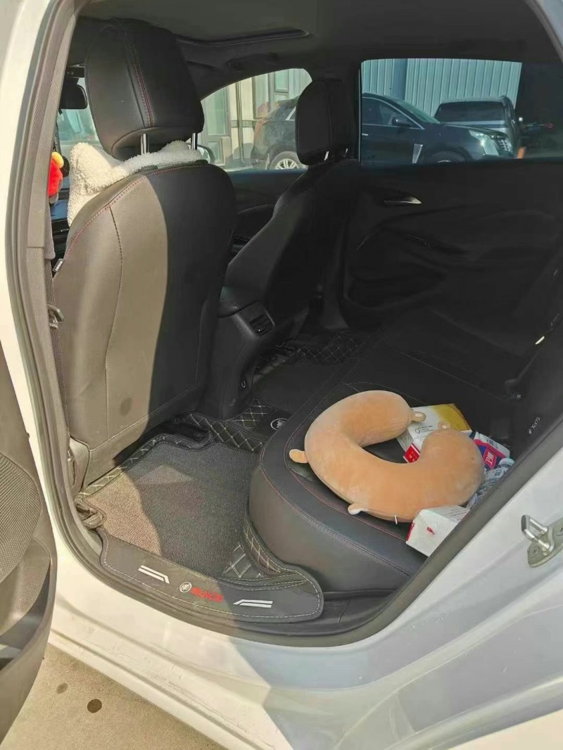 菏泽22年别克威朗5