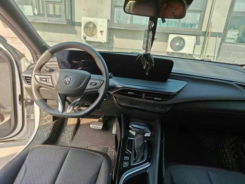 菏泽22年别克威朗6