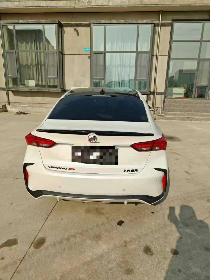 菏泽22年别克威朗9