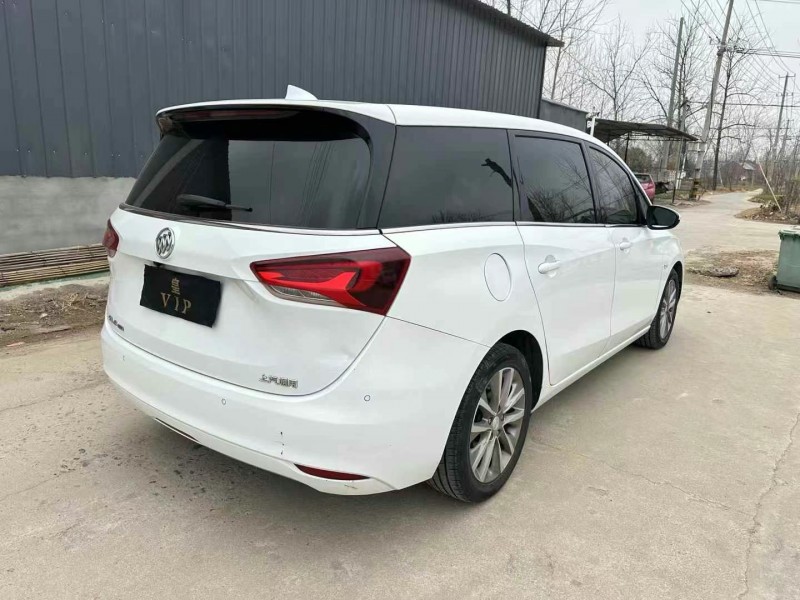 徐州19年别克GL67