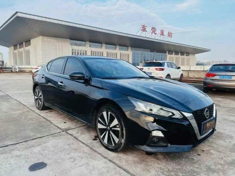 东莞21年日产天籁2