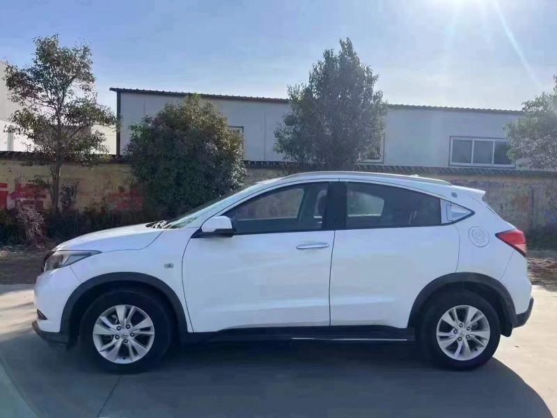 菏泽17年本田缤智3