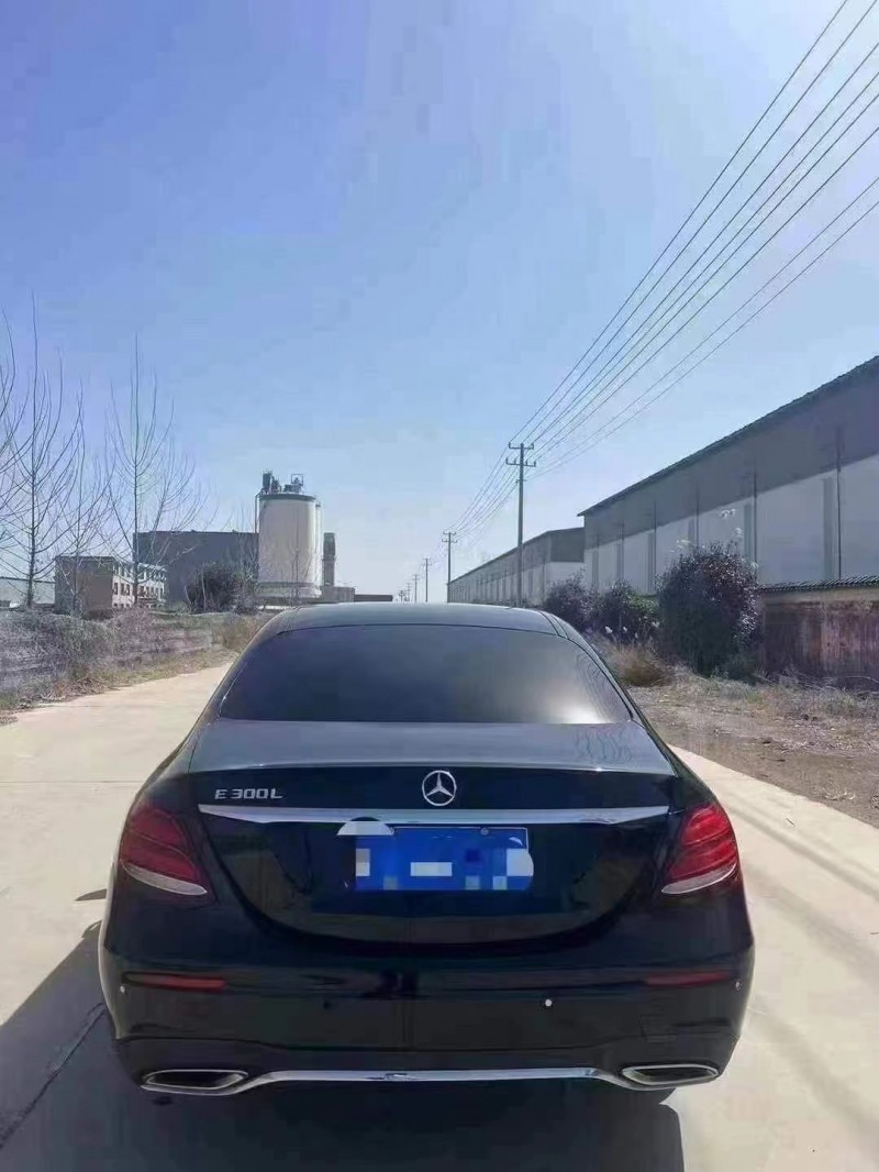 菏泽17年奔驰E9