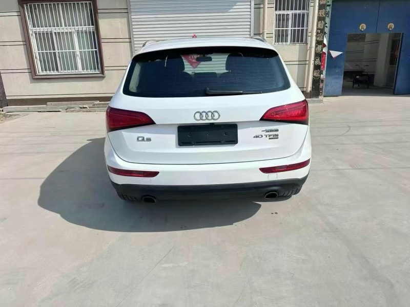 济宁15年奥迪Q56