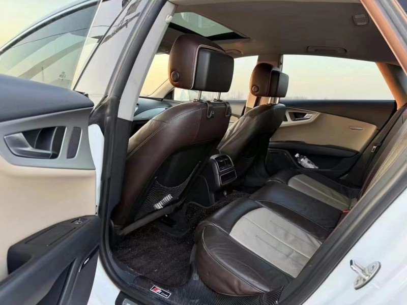 济宁15年奥迪A7L4