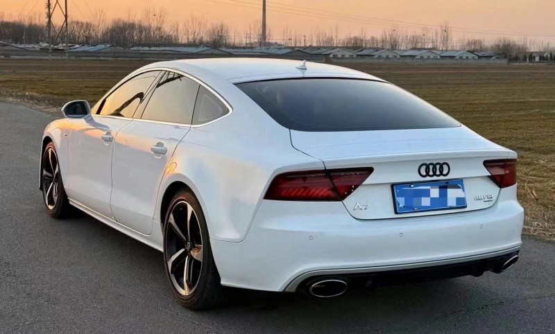 济宁15年奥迪A7L7