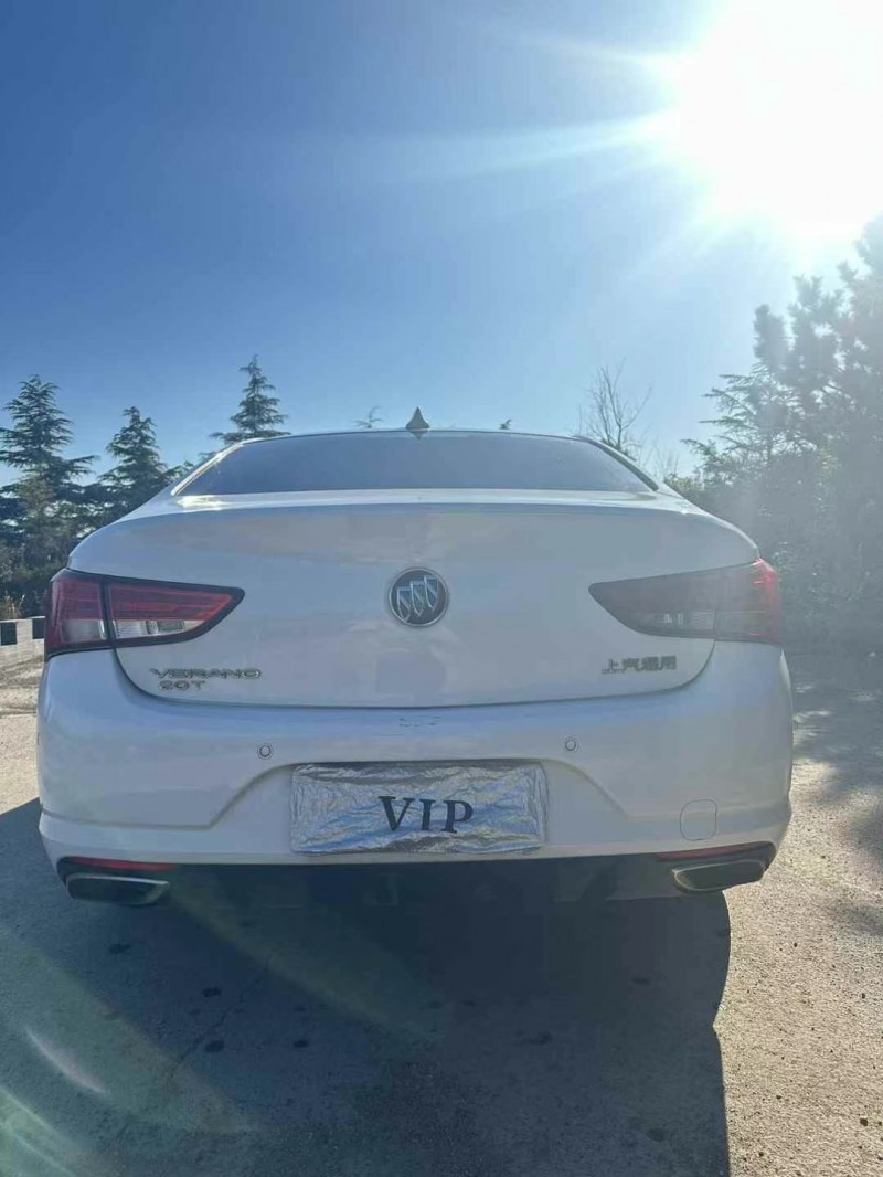 青岛17年别克威朗6