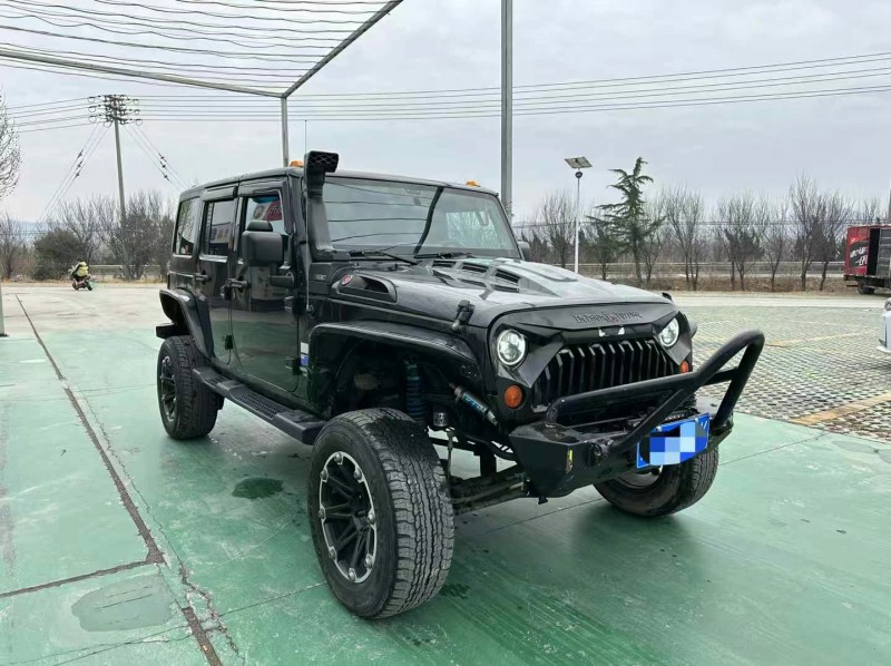 淄博12年Jeep牧馬人3