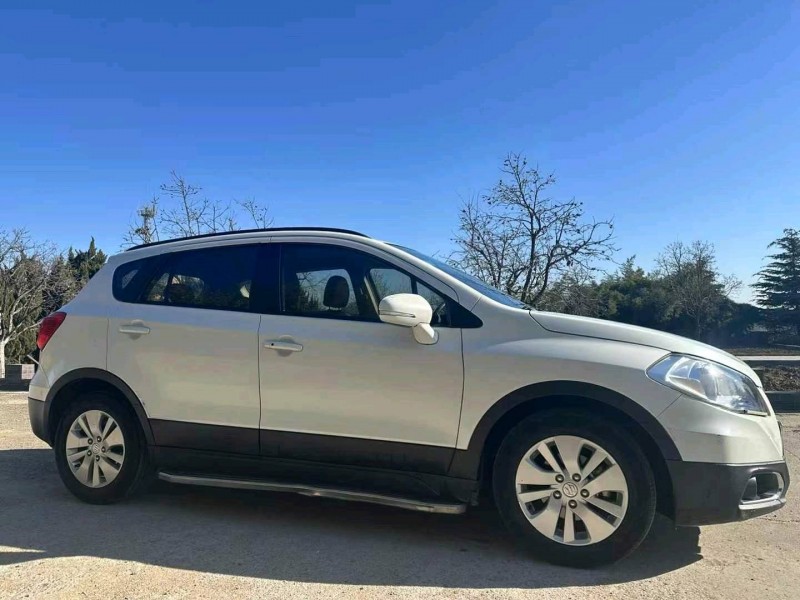 青岛18年铃木锋驭4