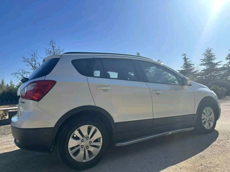 青岛18年铃木锋驭5