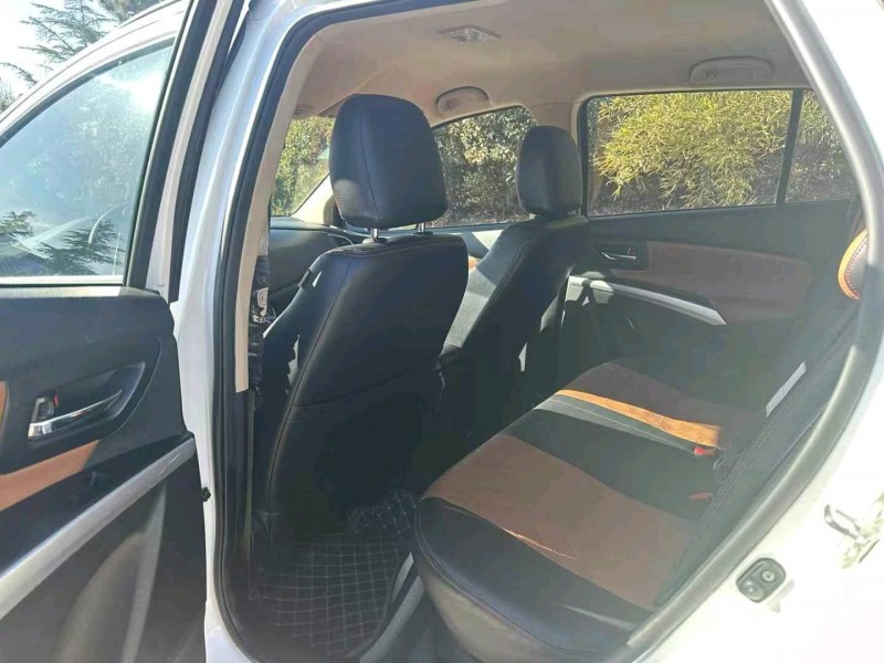 青岛18年铃木锋驭8