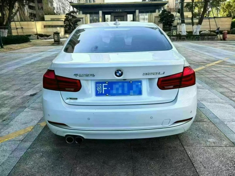蘇州19年寶馬3系9