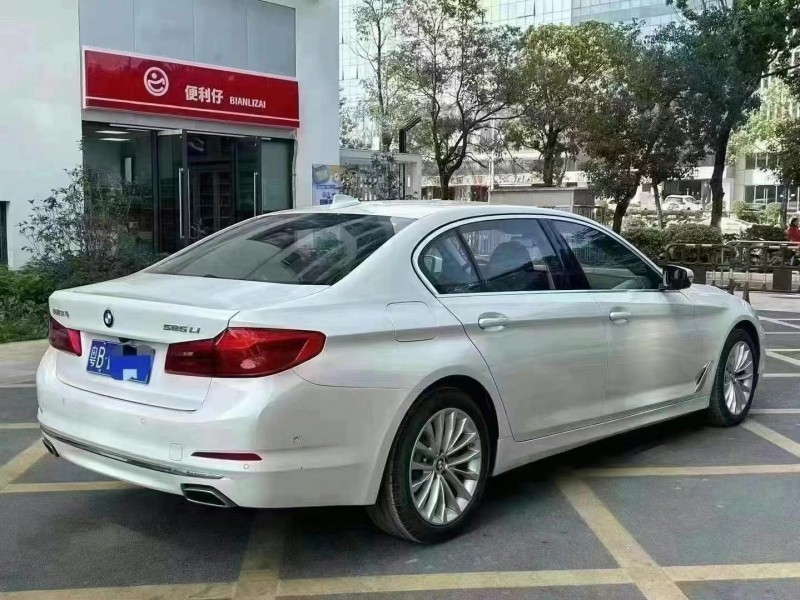 深圳20年寶馬5系8