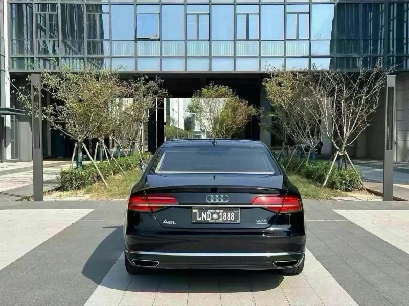 青岛11年奥迪A8L9