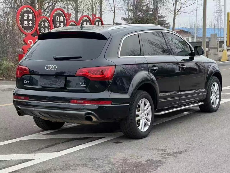 枣庄15年奥迪Q78
