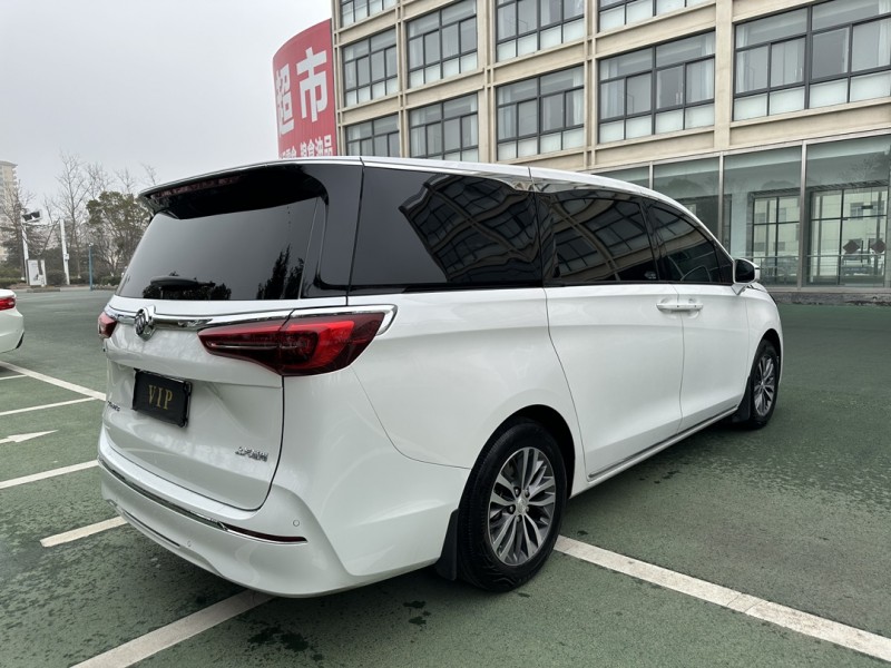 鹽城23年別克GL88