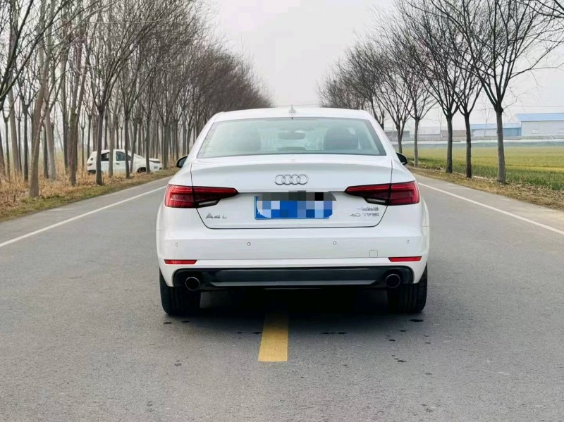 徐州17年奥迪A4L5