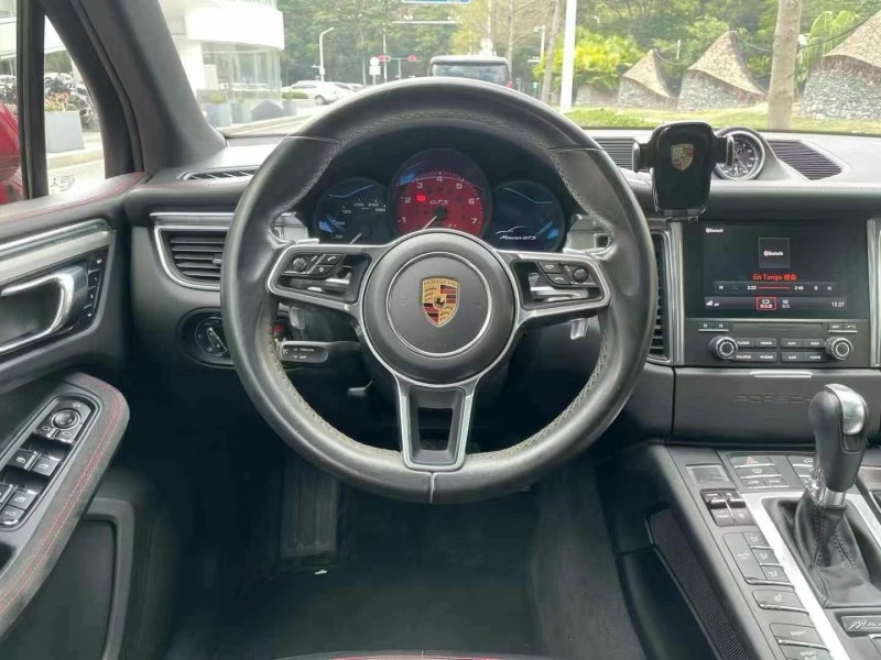 深圳18年保時捷Macan8