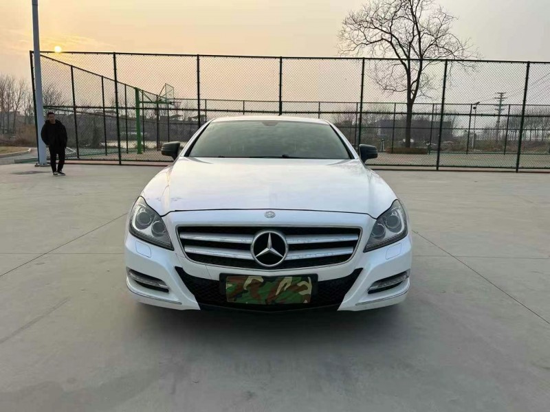 徐州13年奔驰CLS1
