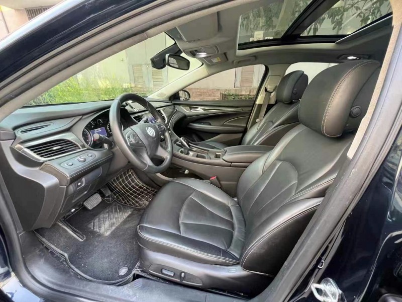 东莞20年别克君越5