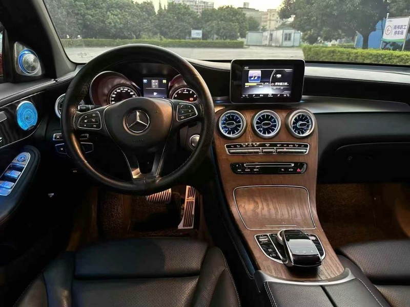 东莞16年奔驰GLC7