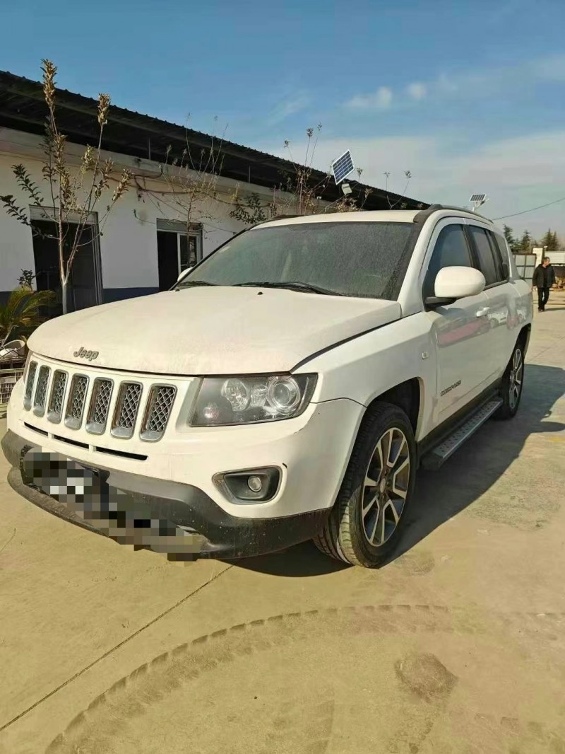 臨沂14年Jeep指南者3