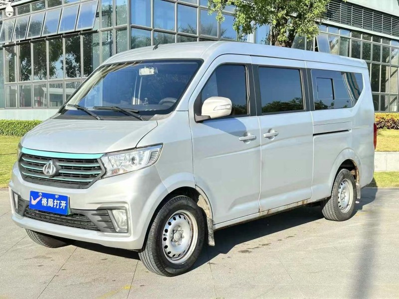 東莞22年長安汽車跨越2