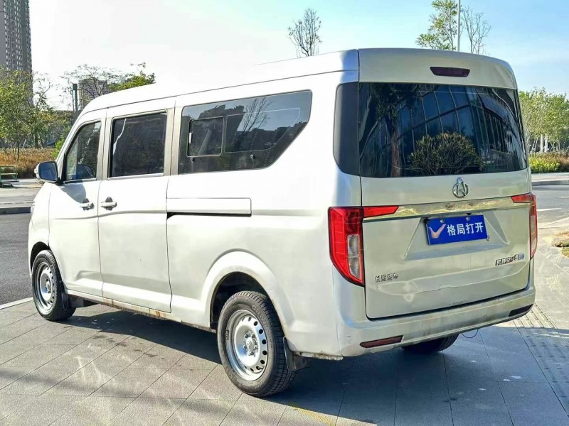東莞22年長安汽車跨越7
