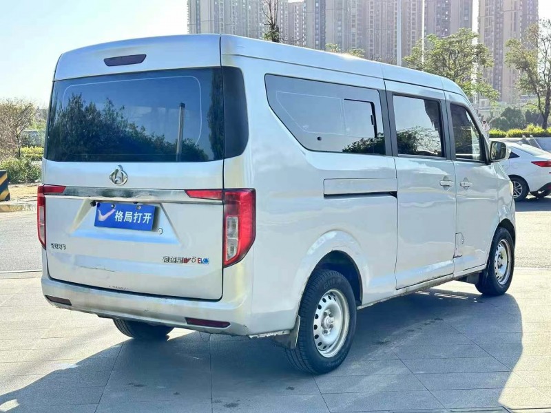 東莞22年長安汽車跨越8