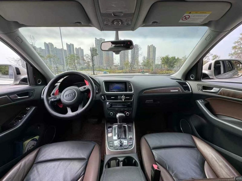 东莞15年奥迪Q54