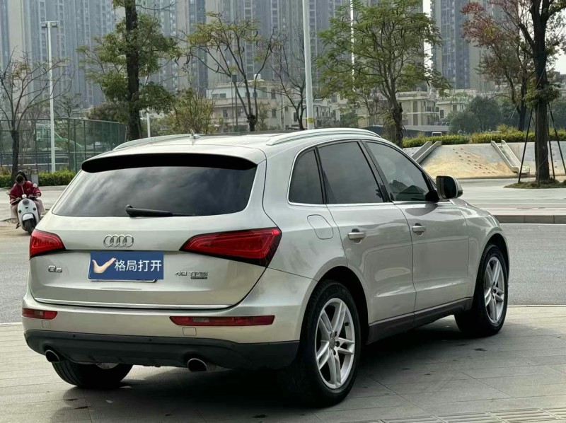 东莞15年奥迪Q57