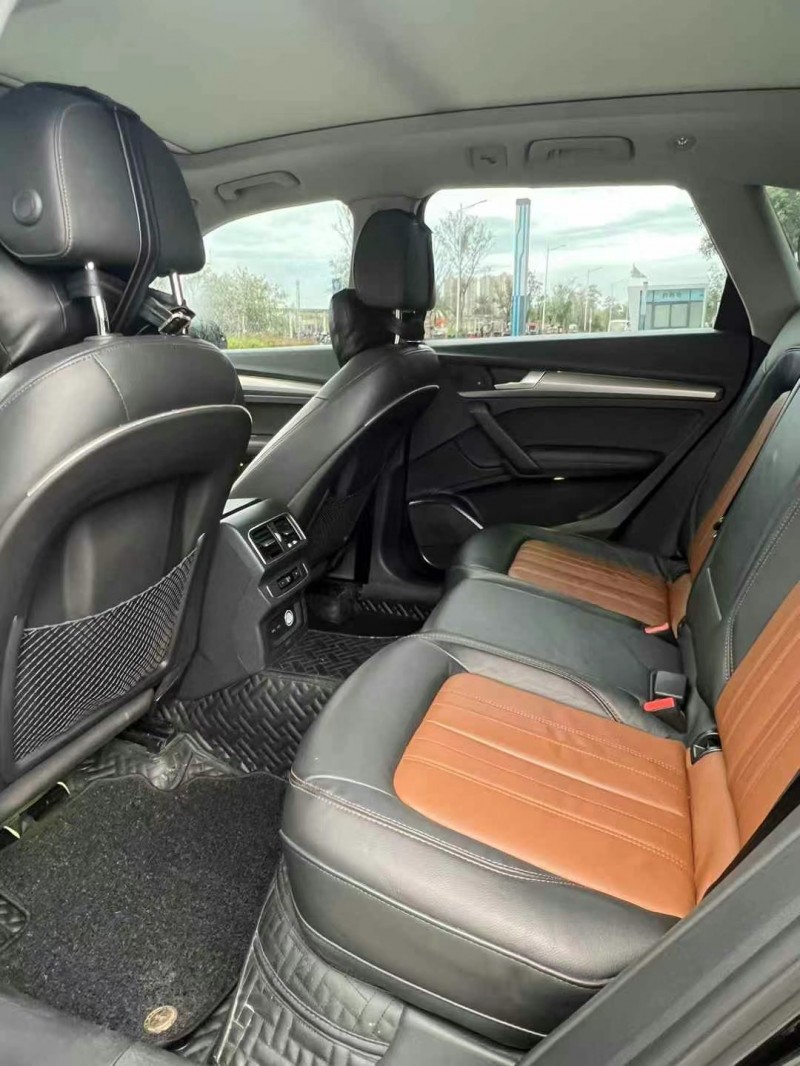 东莞20年奥迪Q56