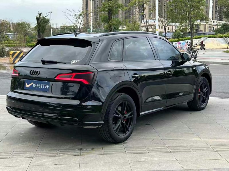 东莞20年奥迪Q58