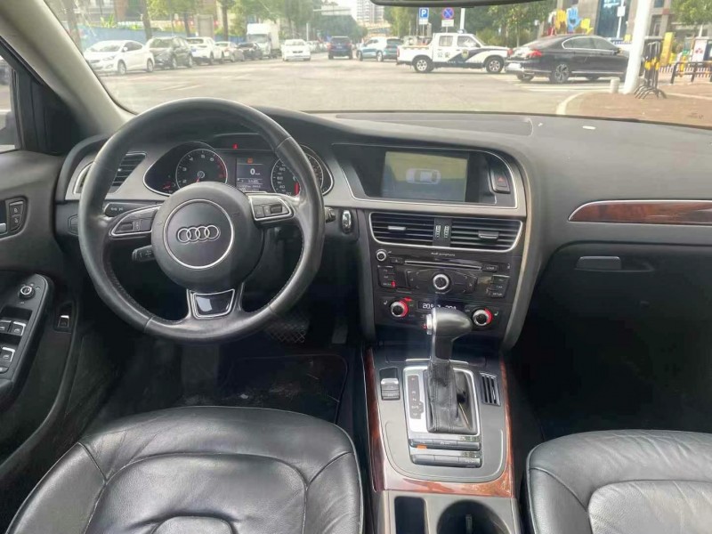 东莞16年奥迪A4L7