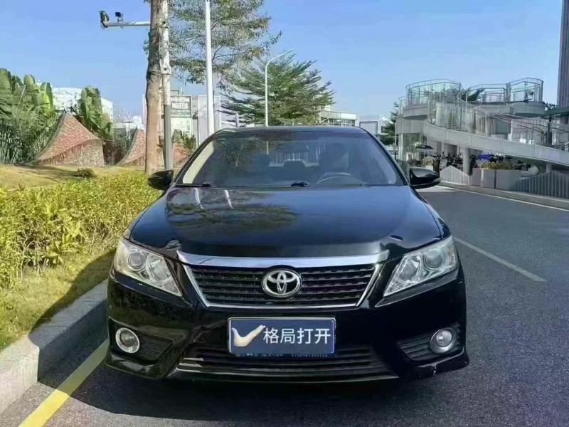 深圳12年丰田凯美瑞1