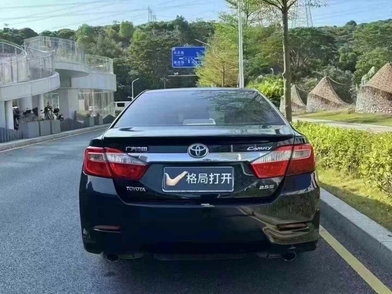 深圳12年丰田凯美瑞9