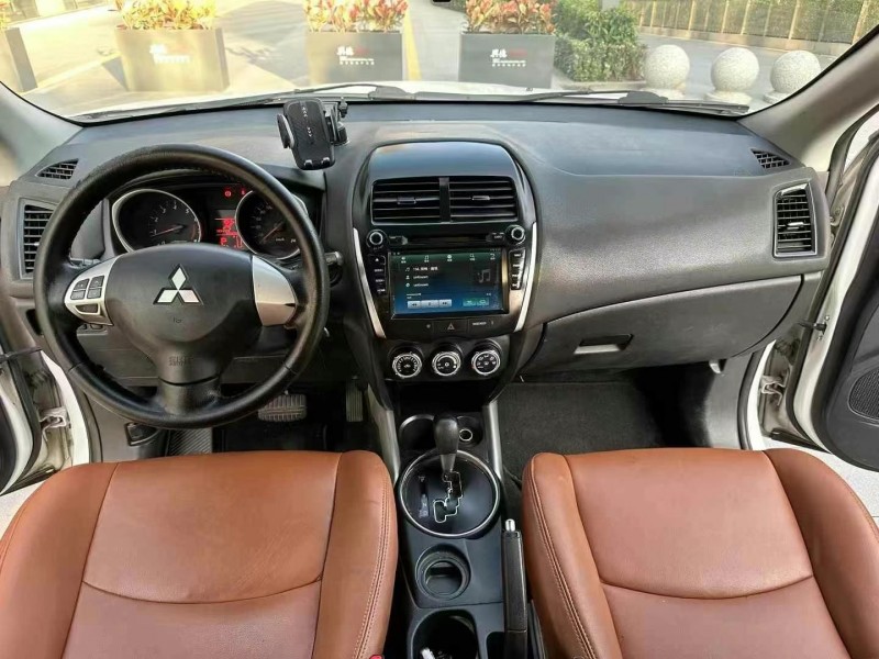广州15年三菱劲炫5