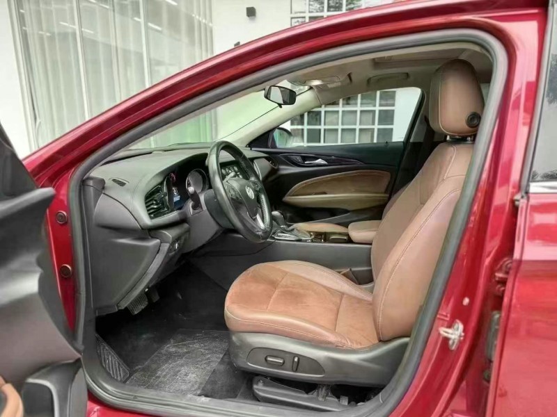 广州18年别克君威5