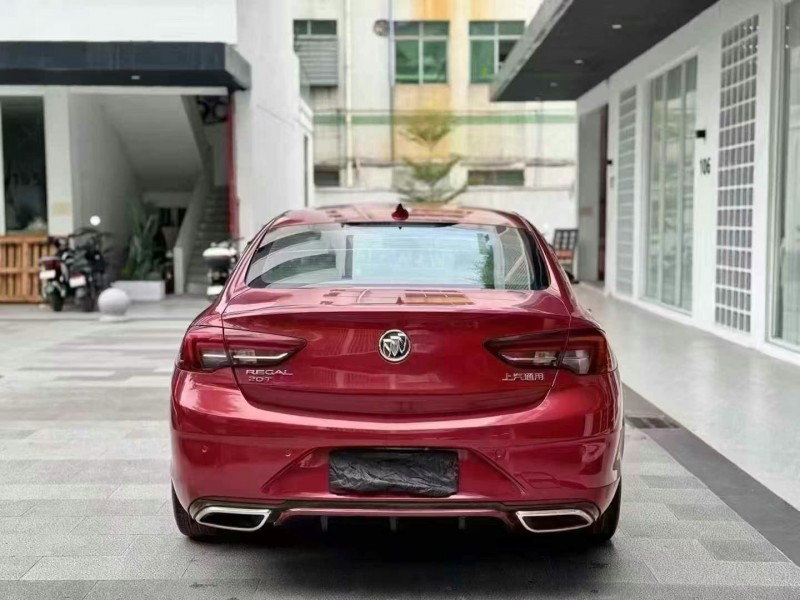 广州18年别克君威8