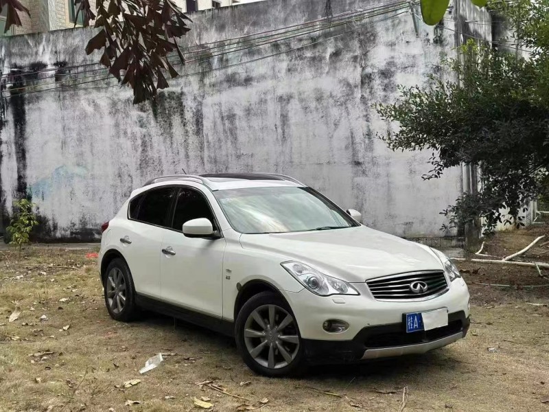 深圳15年英菲尼迪QX502